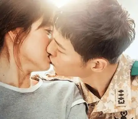 去年还是光棍的女星今年连孩子都有了