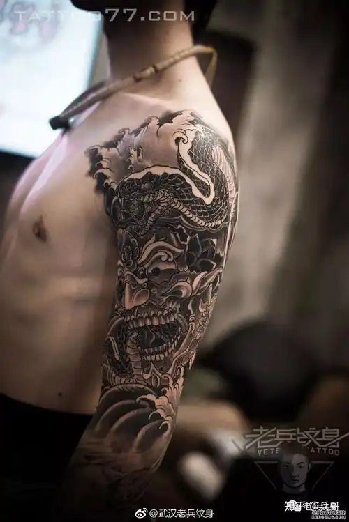 纹身素材第6期男生大臂部位纹身