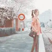 唯美头像女全身动漫