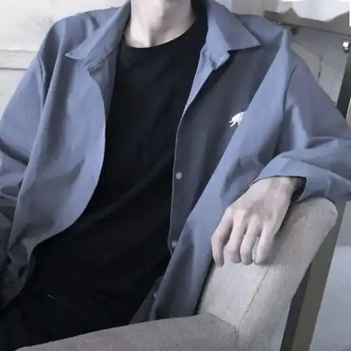 腹肌男生版禁欲系头像眼