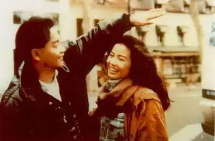 她是一代女神,张国荣周润发都为之着迷,中年守寡,一个人依旧活得精彩