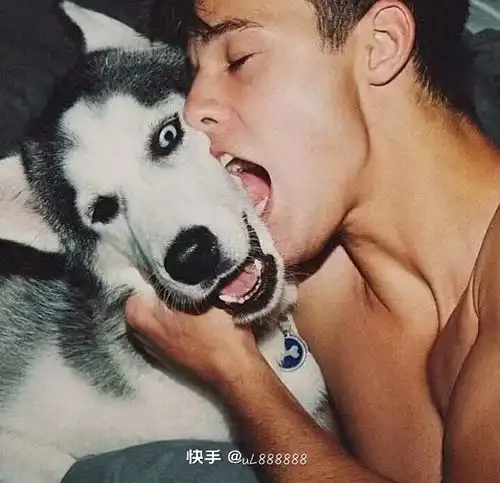 年轻帅气小哥哥照片