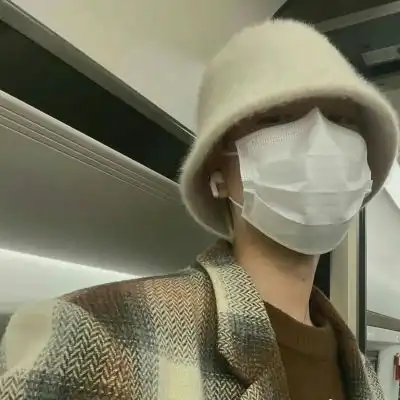 ins小清新文艺范男头听了前任的男生头像我要个性网