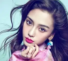 五位女星时尚穿搭,杨幂赵丽颖古力娜扎杨颖迪丽热巴谁最时尚