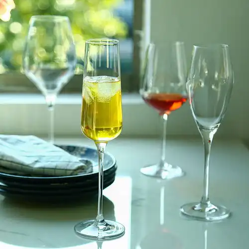 红酒杯