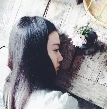 你需要一份维持尊严的钱,而非用月光支撑的骄傲