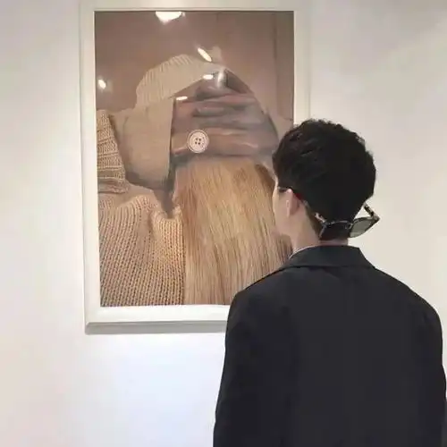 头像高级冷淡风单人头像