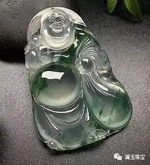 关于翡翠佛公的佩戴你一定要懂
