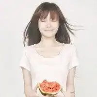 吃西瓜头像唯美夏天吃西瓜唯美好看头像图片