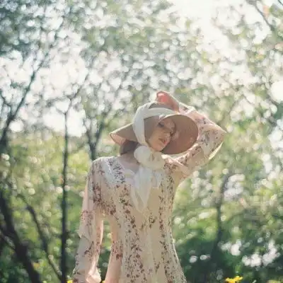 女生头像唯美森系