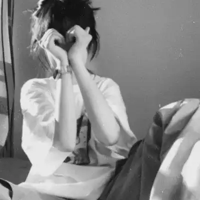 黑白头像女唯美高清图片