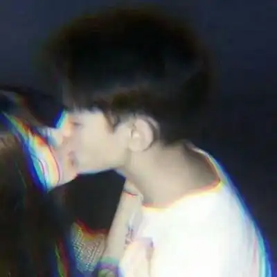 跟异性聊天时,不要常常发这3种消息,当心聊出真感情