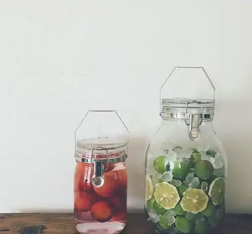 日本独居女生晒治愈系日常照,一人一猫,一日三餐,走红网络