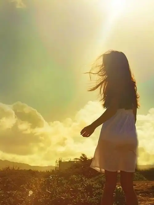 让女友瞬间变女神的pose和拍摄角度,必学