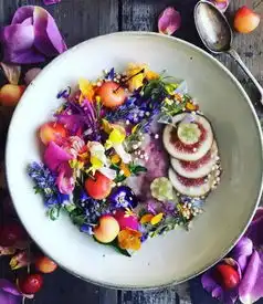 澳洲美女连续16年吃素食,练就绝佳身材还成为ins美食网红