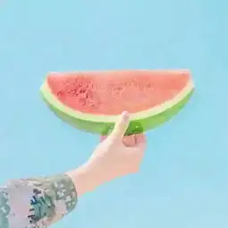 太瘦不适合穿紧身衣那是因为他们没有穿这一款