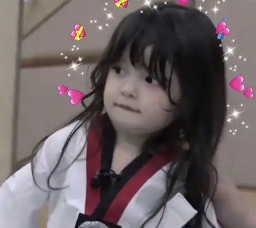 女生头像粉色系可爱女生