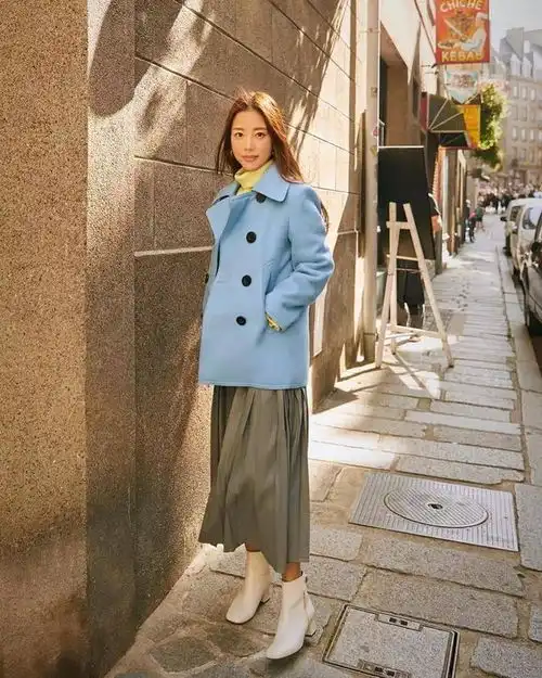 春季如何穿好蓝色搭配做到这3点,不管多大年纪都能穿出好气质