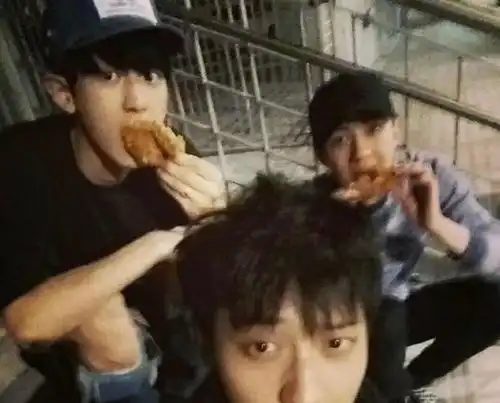 黄子韬x徐艺洋i路人最该心疼的是粉丝,粉丝们没事哒没事哒