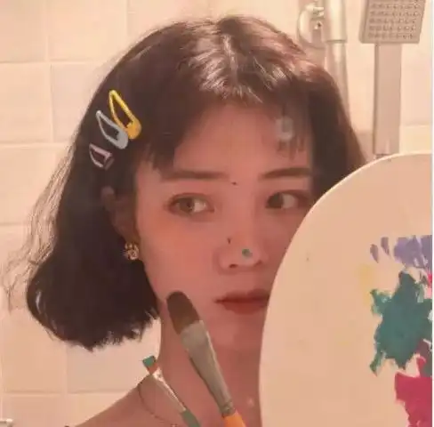 ins甜酷女生头像我想和你谈一场,从校园到民政局的恋爱