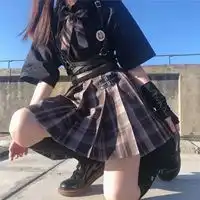 百褶裙头像