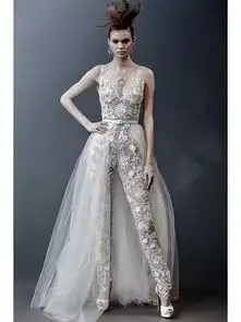 2019婚纱流行趋势点亮疲惫生活的新娘梦
