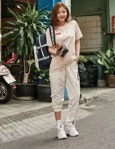 周边演唱会,正确追星的打开方式是...