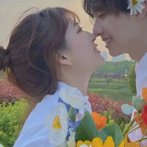 情侣头像11我永远在你身后