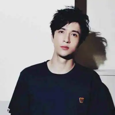 薛之谦qq头像最帅的图片最新款薛之谦头像大全