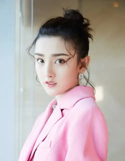 淡颜系女孩头像迪丽热巴