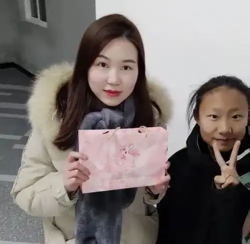 满屏溢出的乖巧期末送惊喜这群绵飞er给老师们送祝福啦