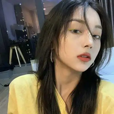 粉色系头像女高冷霸气女