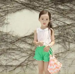 萌系头像情侣粉嫩模特