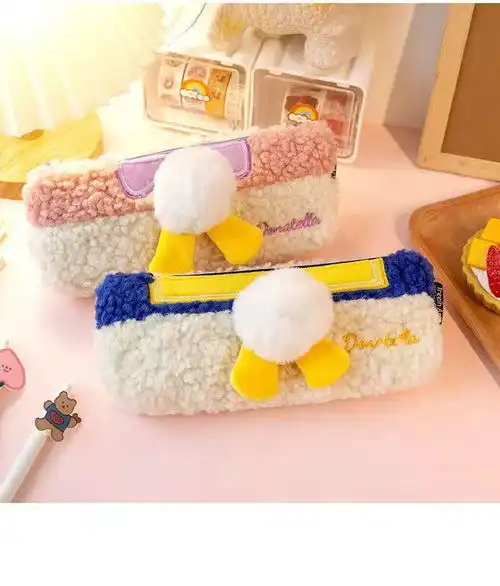 毛绒卡通笔袋女ins日系爱简约高颜值少女中小学文具袋大容量笔袋