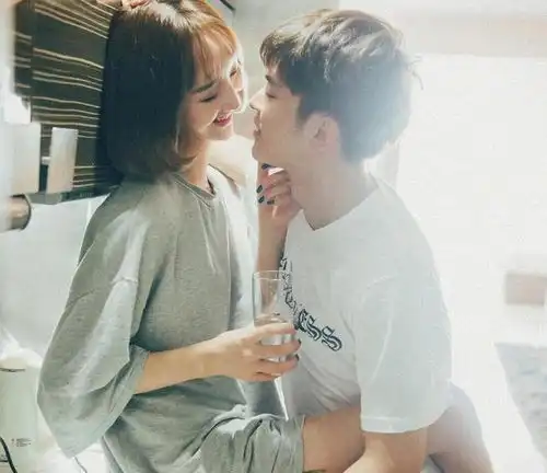 世界上第一例艾滋病,究竟是如何产生的看完感到痛心