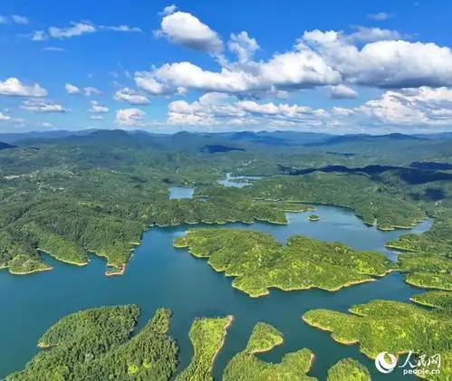 江西会昌山清水秀景如画