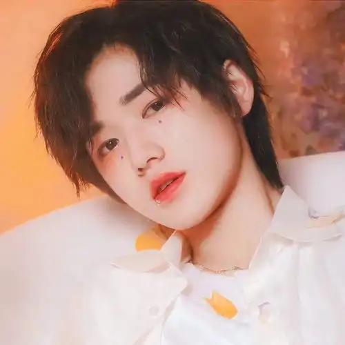 宋亚轩蔡徐坤任嘉伦秦霄贤头像壁纸能镇住大家的沙雕文案