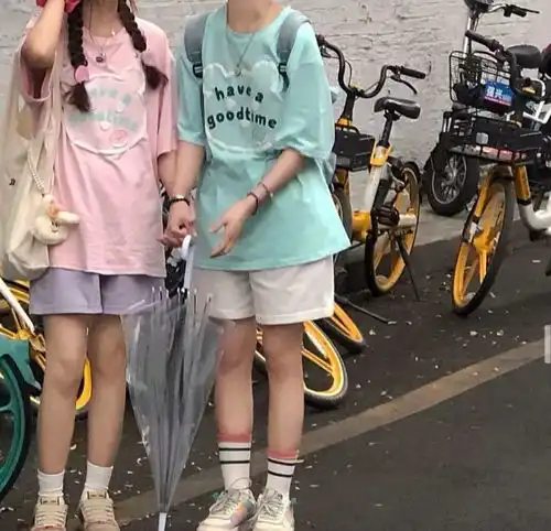 ins甜甜闺蜜头像