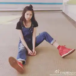 林妙可素颜现身中戏复试,结果大家都盯着苹果女孩李凯馨看