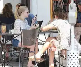 有意思用治愈系的草木绿轻食开启春天的模式吧