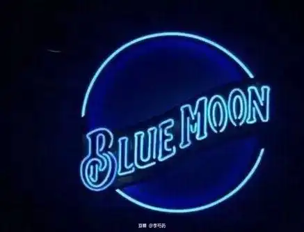 被小说耽误的青年们