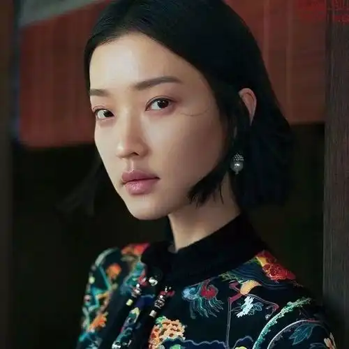 杜鹃恋情疑曝光,她的禁欲系高级脸真美普通人如何打造高级感