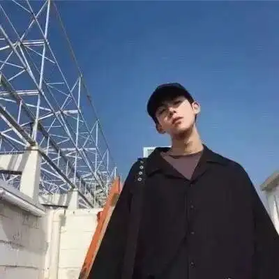 qq头像男生阳光侧脸治愈系积极向上阳光男生头像