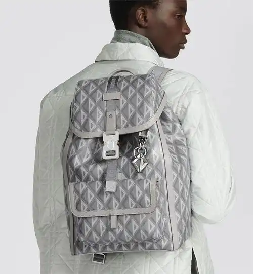 dior推出cddiamond限定系列男装,宝诗龙以纯净白色演绎经典元素是日美好事物