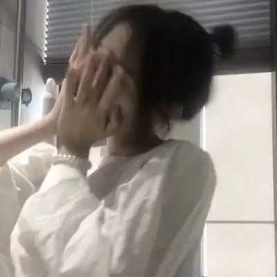 白色系的女生头像来咯哦