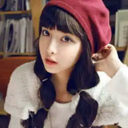 求这张图片的另一张情侣图片