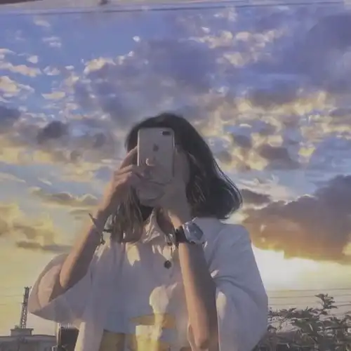 不露脸女头清晨的粥比深夜的酒好喝