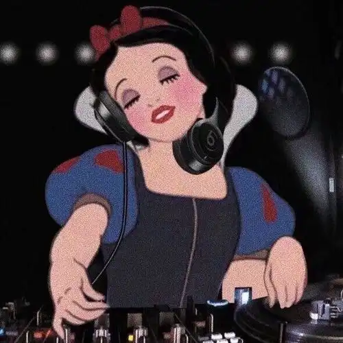 古灵精怪的短句子,非常适合出现在小仙女的朋友圈