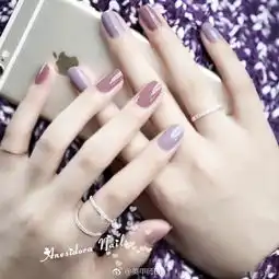 女生头像紫色系美甲