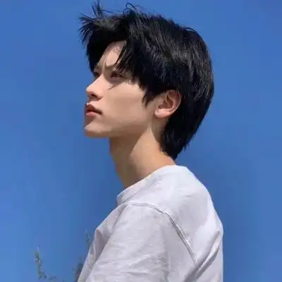 头像酷男生高清帅哥真人
